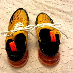 Nike Air 270 Gold & Black. Size 8.5 or 9.